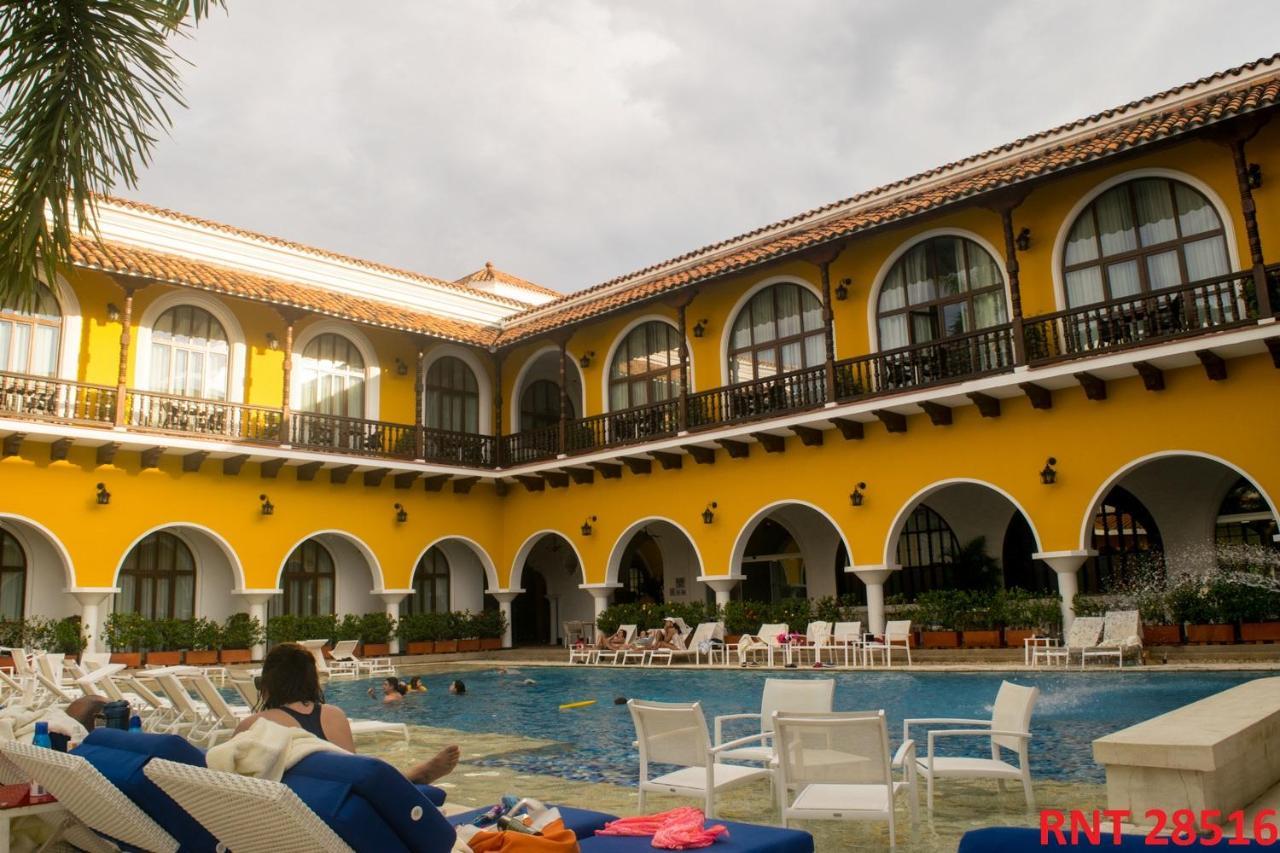Hotel Union Хирардот Екстериор снимка