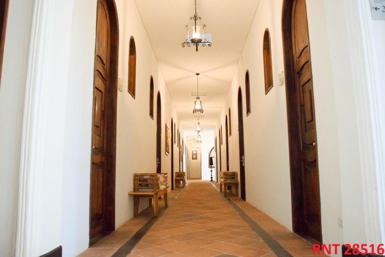 Hotel Union Хирардот Екстериор снимка