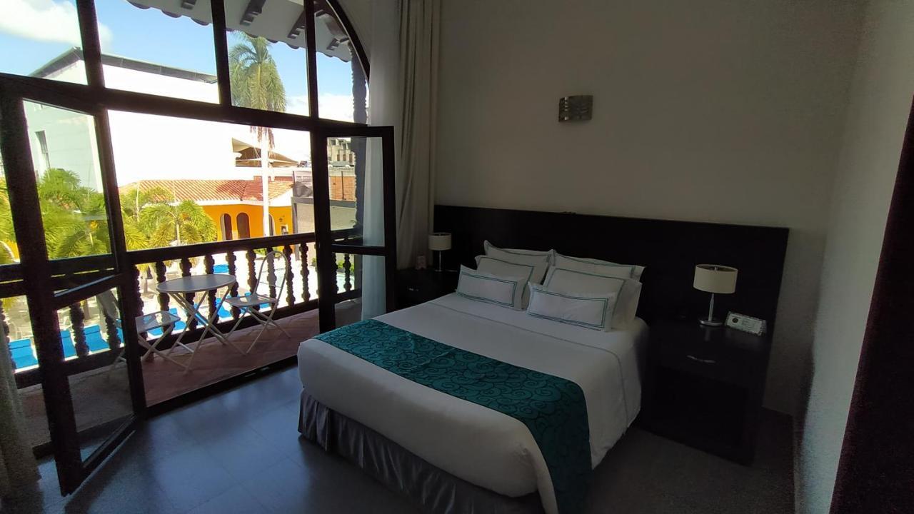 Hotel Union Хирардот Екстериор снимка