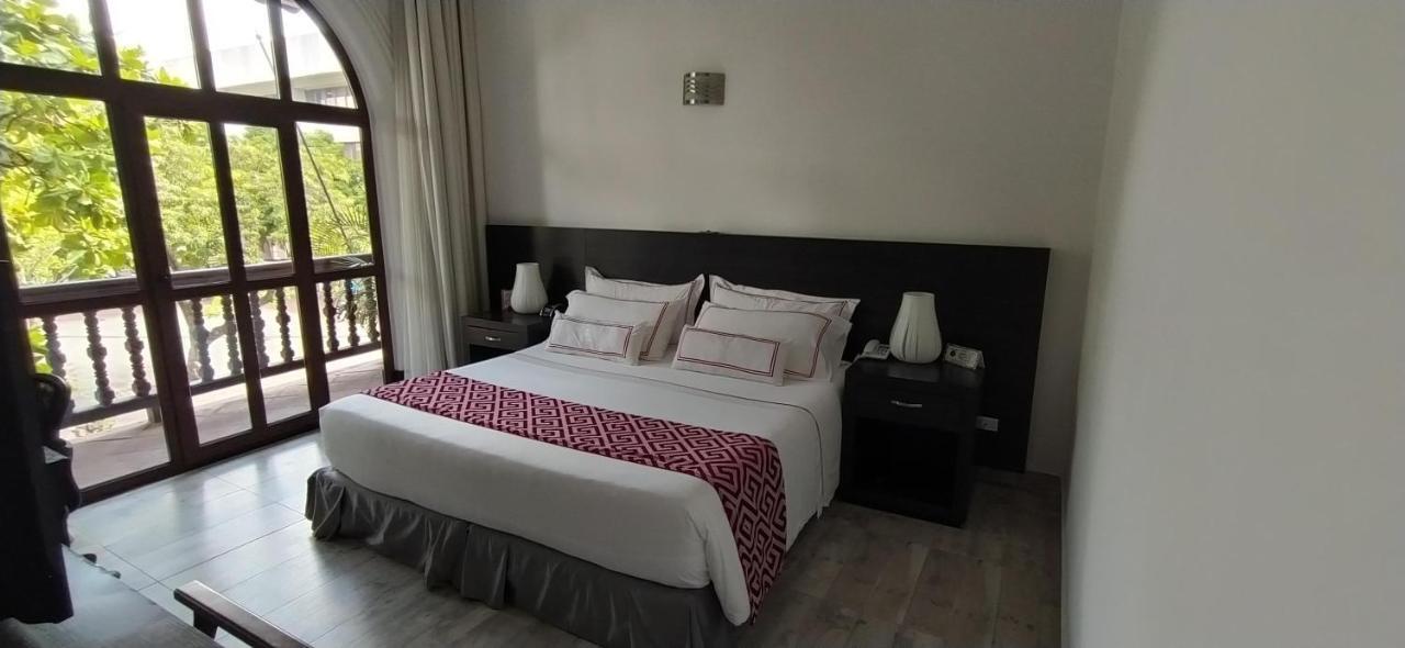 Hotel Union Хирардот Екстериор снимка
